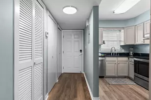 330 Bluefish Dr, Fort Walton Beach, FL 32548 - Photo 2