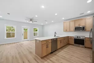 704 Ferguson Dr, Fort Walton Beach, FL 32547 - Photo 2