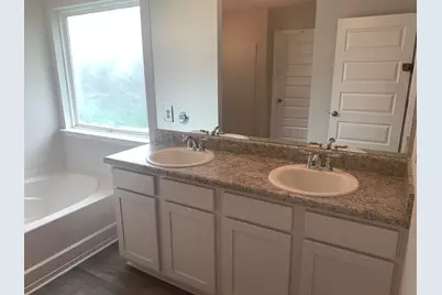 642 Earl Godwin Road, Freeport, FL 32439 - Photo 10