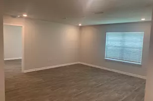 642 Earl Godwin Rd, Freeport, FL 32439 - Photo 8