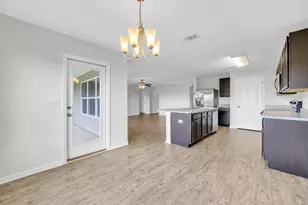 4924 Kensington Ln, Crestview, FL 32539 - Photo 16