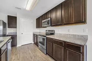 4924 Kensington Ln, Crestview, FL 32539 - Photo 12