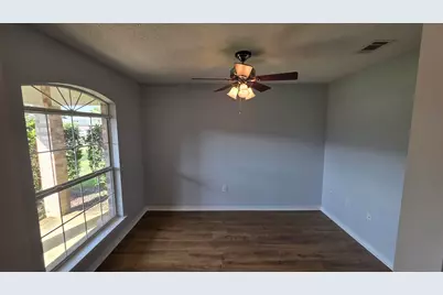10020 Parker Lake Circle, Navarre, FL 32566 - Photo 14