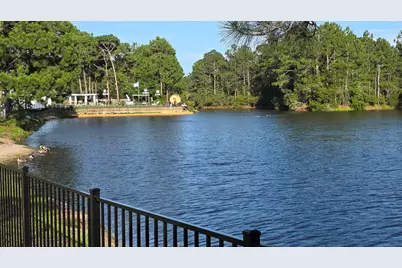 10020 Parker Lake Circle, Navarre, FL 32566 - Photo 2