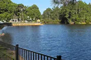 10020 Parker Lake Cir, Navarre, FL 32566 - Photo 2
