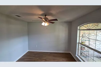 10020 Parker Lake Circle, Navarre, FL 32566 - Photo 12