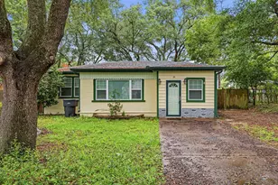 19 SW Comet St, Fort Walton Beach, FL 32548 - Photo 1