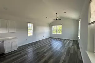 534 N Raphael Rd, Defuniak Springs, FL 32433 - Photo 6