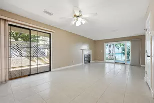 229 Shalimar Dr, Shalimar, FL 32579 - Photo 14
