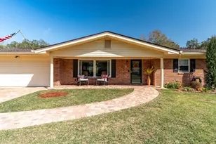 666 NE Fairway Ave, Fort Walton Beach, FL 32547 - Photo 4