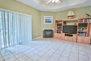 61 Marina Cove Dr, Niceville, FL 32578 - Photo 4
