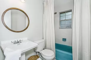 72 8th St, Shalimar, FL 32579 - Photo 4