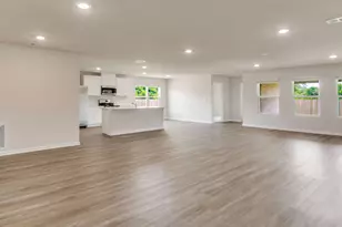 9720 Dutton Ln, Milton, FL 32583 - Photo 14
