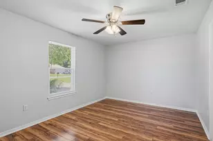 1888 Coral St, Navarre, FL 32566 - Photo 32
