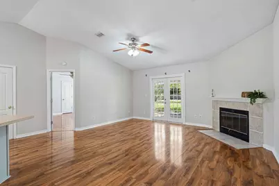 1945 Aurora Drive, Navarre, FL 32566 - Photo 16
