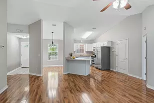 1945 Aurora Dr, Navarre, FL 32566 - Photo 12