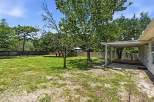 1945 Aurora Dr, Navarre, FL 32566 - Photo 4