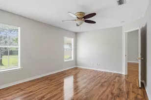 1945 Aurora Dr, Navarre, FL 32566 - Photo 30