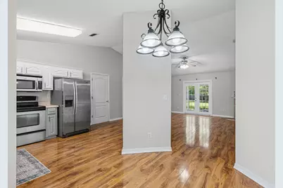 1945 Aurora Drive, Navarre, FL 32566 - Photo 18