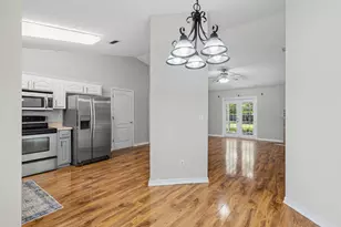 1945 Aurora Dr, Navarre, FL 32566 - Photo 18