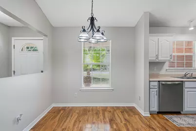 1945 Aurora Drive, Navarre, FL 32566 - Photo 20