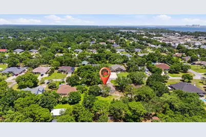 1945 Aurora Drive, Navarre, FL 32566 - Photo 42