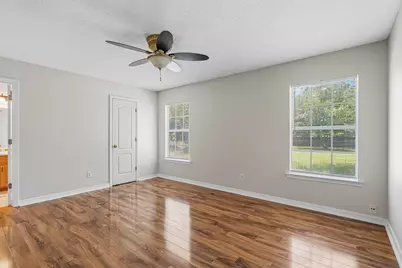 1945 Aurora Drive, Navarre, FL 32566 - Photo 32