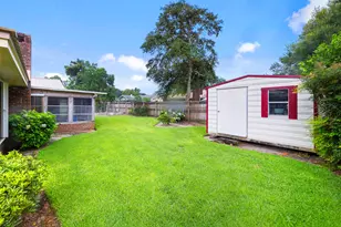 21 Pebble Beach Dr, Shalimar, FL 32579 - Photo 22