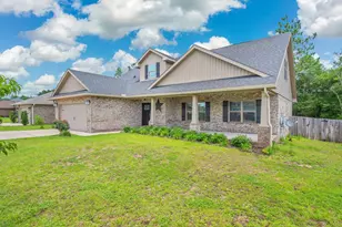 5737 Marigold Loop, Crestview, FL 32539 - Photo 2