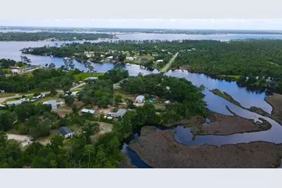 1125 Donald Penny Drive, Southport, FL 32409 - Photo 4