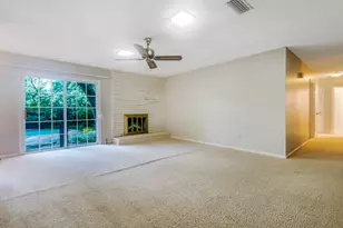 19 NW Oakdale Rd, Fort Walton Beach, FL 32547 - Photo 10