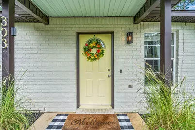 303 Runnymeade Drive, Crestview, FL 32539 - Photo 4