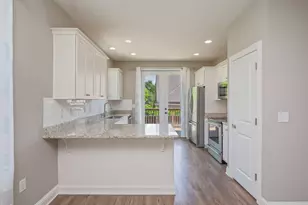 401 King St, Niceville, FL 32578 - Photo 12