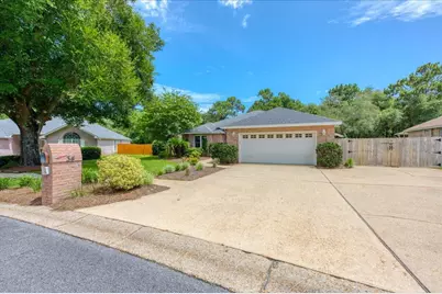 34 Hillcrest Drive, Shalimar, FL 32579 - Photo 2