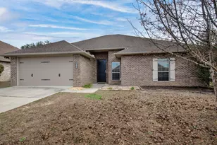 4596 Hermosa Rd, Crestview, FL 32539 - Photo 1