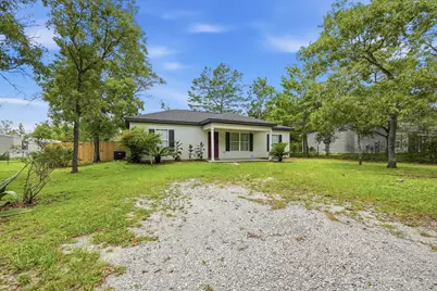 254 E Iris Lane, Defuniak Springs, FL 32433 - Photo 2