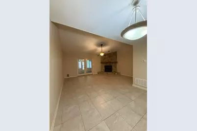 940 Central Avenue Avenue #9, Fort Walton Beach, FL 32547 - Photo 4
