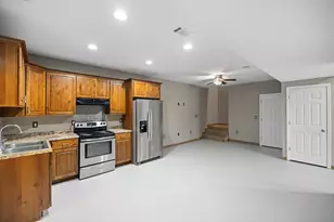 409 Hart St, Niceville, FL 32578 - Photo 26