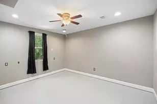 409 Hart St, Niceville, FL 32578 - Photo 34