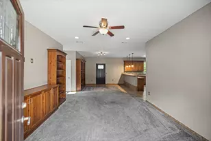 409 Hart St, Niceville, FL 32578 - Photo 6