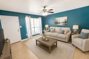 705 NE Powell Dr, Fort Walton Beach, FL 32547 - Photo 2