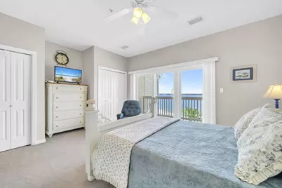 1440 Paradise Point Drive #UNIT 4, Navarre, FL 32566 - Photo 36