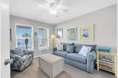 1440 Paradise Point Drive #UNIT 4, Navarre, FL 32566 - Photo 6