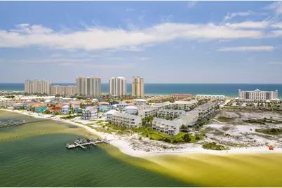 1440 Paradise Point Drive #UNIT 4, Navarre, FL 32566 - Photo 66