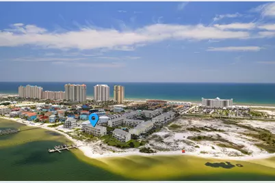1440 Paradise Point Drive #UNIT 4, Navarre, FL 32566 - Photo 68