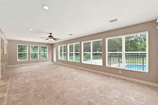 2402 Woodbine Dr, Crestview, FL 32536 - Photo 20