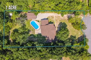 2402 Woodbine Dr, Crestview, FL 32536 - Photo 2
