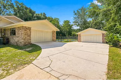 2402 Woodbine Drive, Crestview, FL 32536 - Photo 48