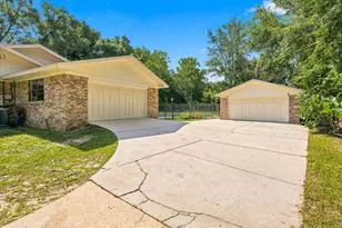 2402 Woodbine Dr, Crestview, FL 32536 - Photo 48