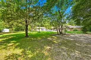 2402 Woodbine Dr, Crestview, FL 32536 - Photo 38
